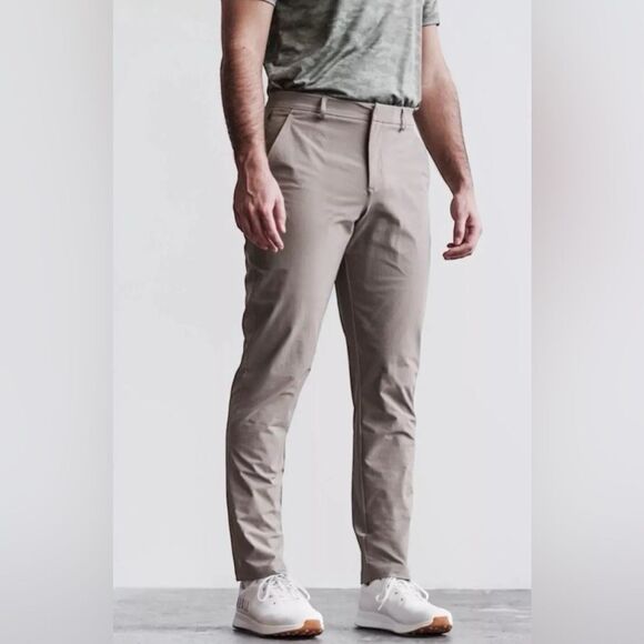 NWT NOBULL Men’s Golf Pants Gray Flat Front Straight Leg - Size 33 x 34 - Picture 2 of 10